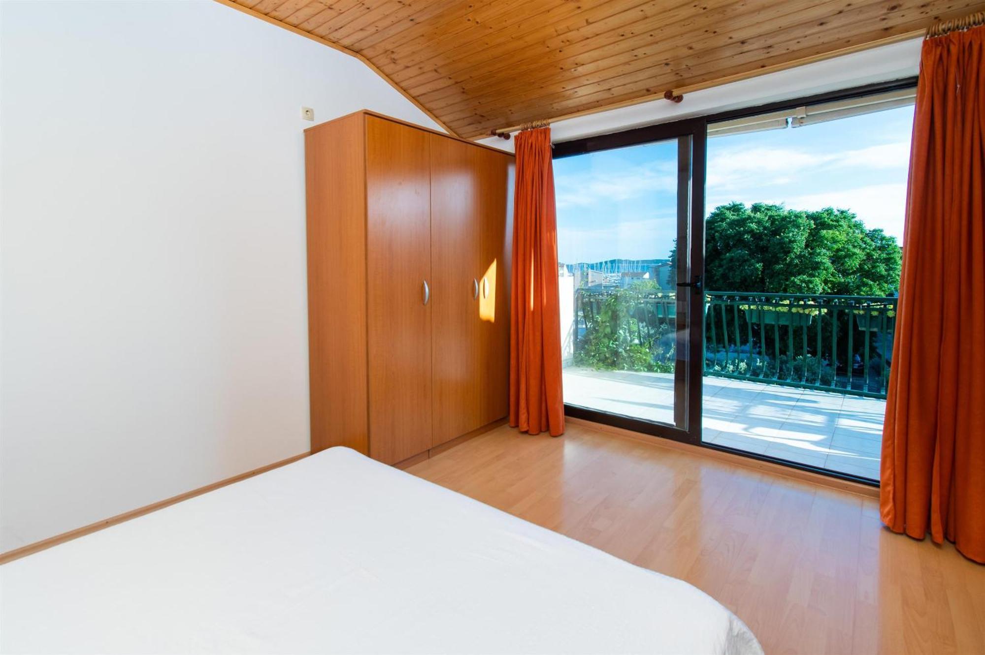Apartments Green Garden Vodice Exterior foto