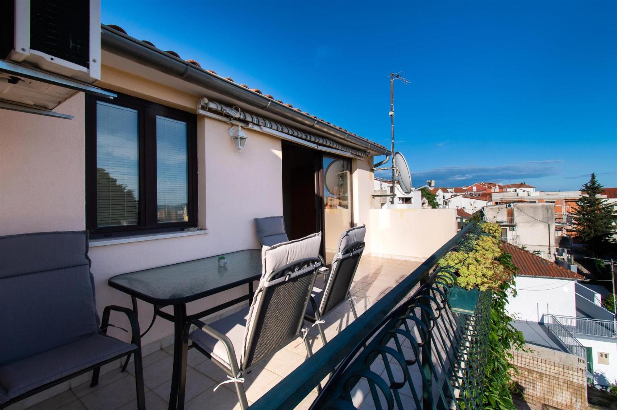 Apartments Green Garden Vodice Exterior foto