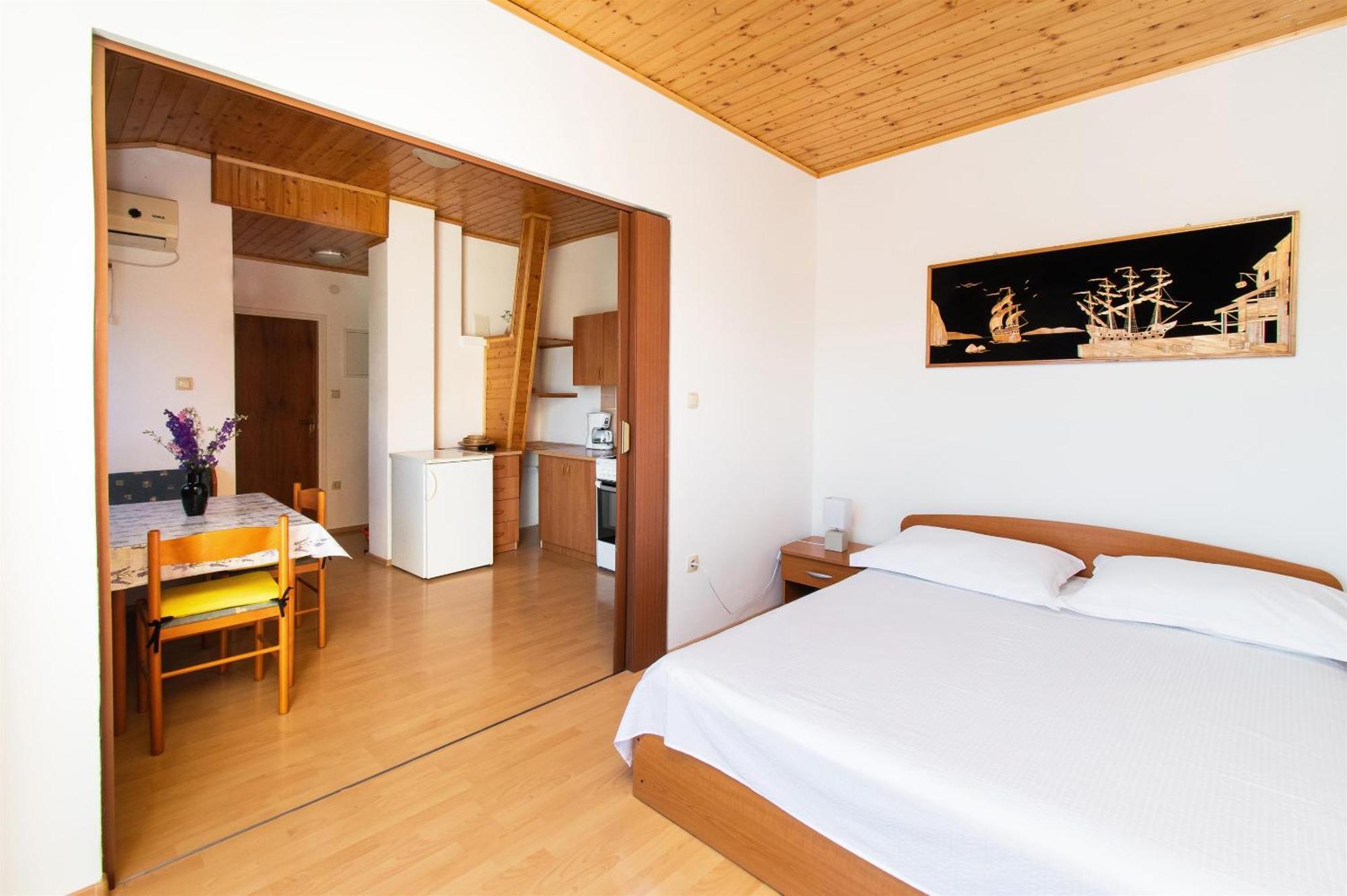 Apartments Green Garden Vodice Exterior foto
