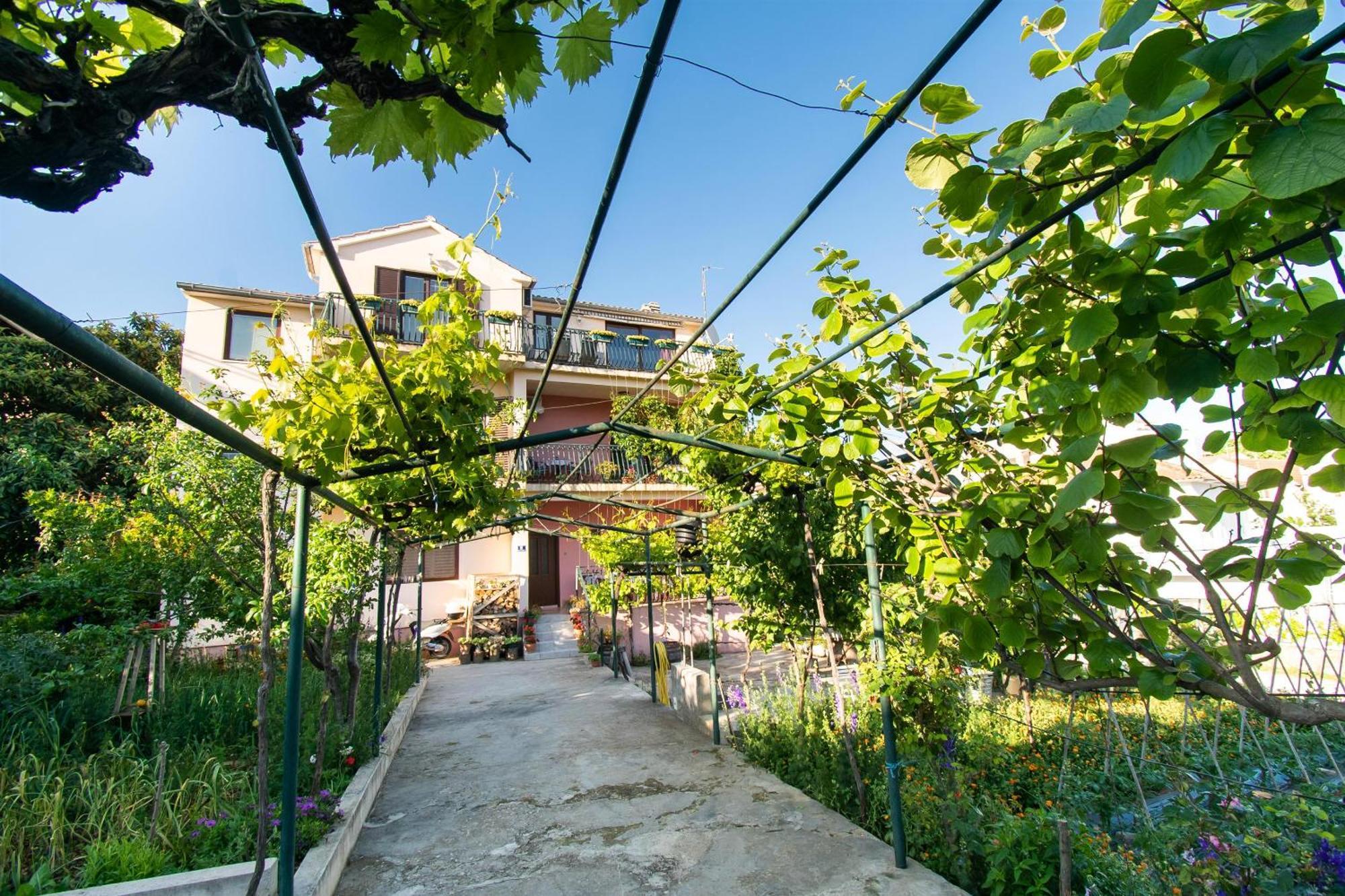 Apartments Green Garden Vodice Exterior foto
