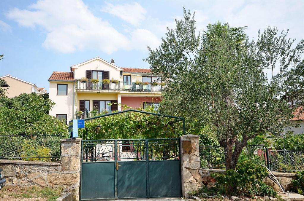 Apartments Green Garden Vodice Exterior foto